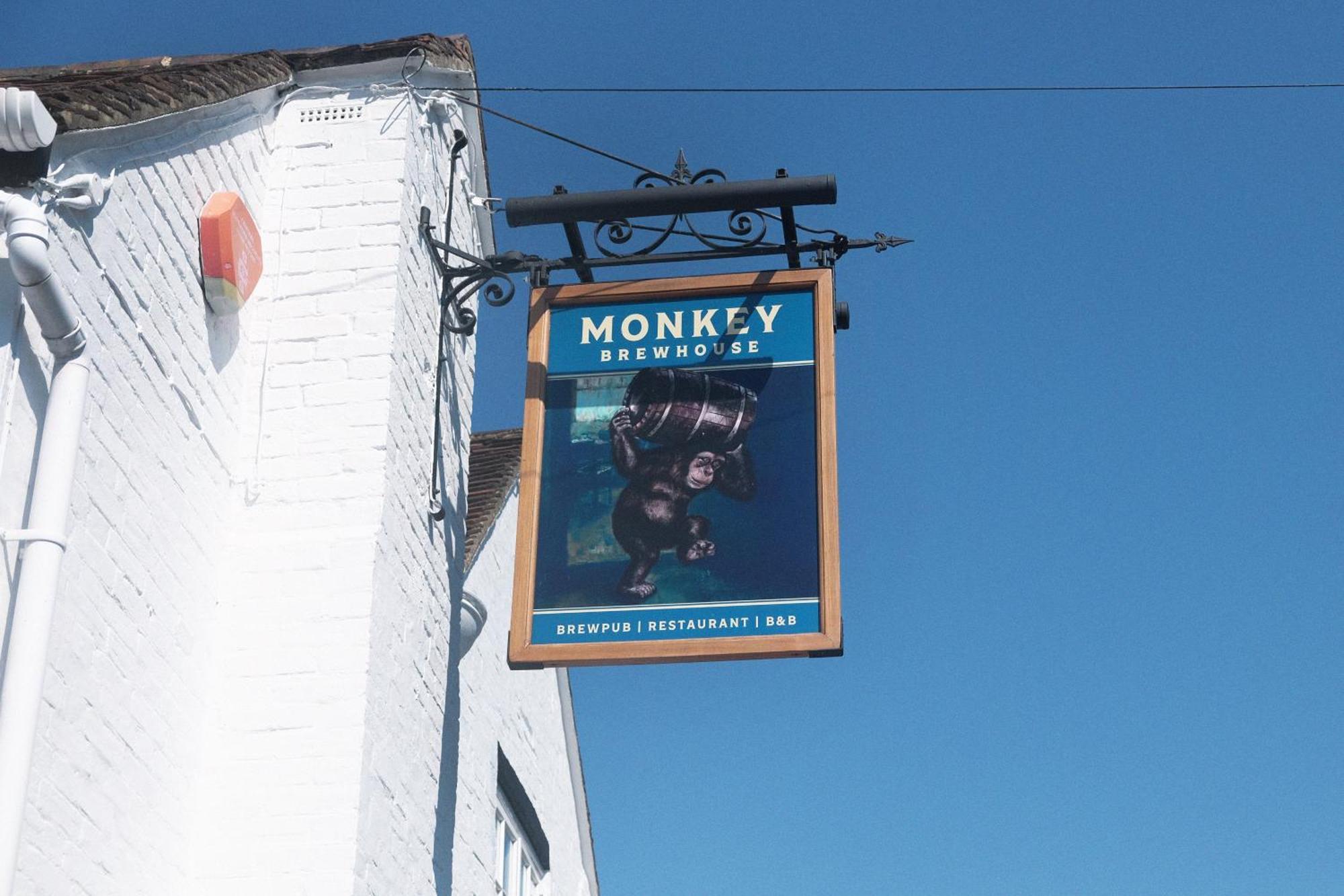 فندق Monkey Brewhouse ليمنجتون المظهر الخارجي الصورة